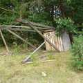 Powalona przez nawałnicę ambona na Myszkach sierpień 2012